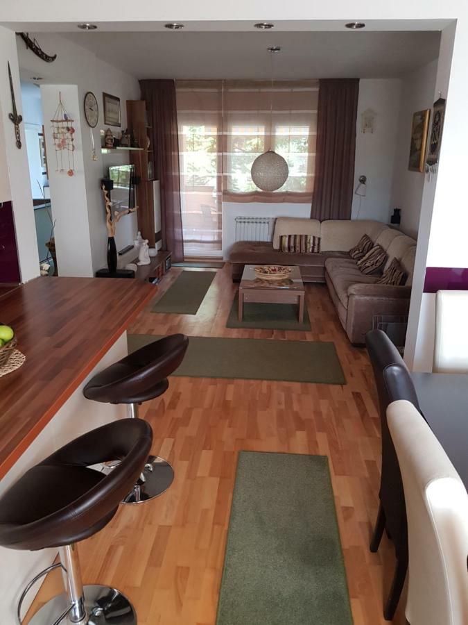 A&T Apartment Zaprešić Extérieur photo
