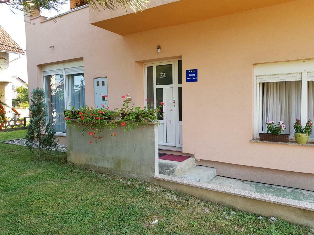 A&T Apartment Zaprešić Extérieur photo
