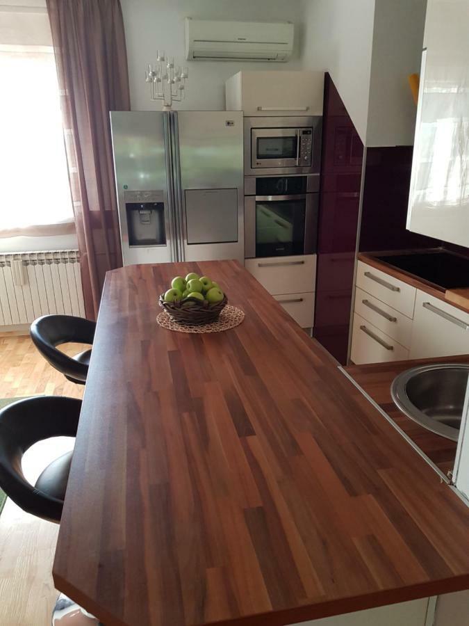 A&T Apartment Zaprešić Extérieur photo